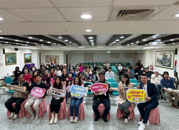 LINE_ALBUM_當原住民族語遇見英語1150109_260119_1