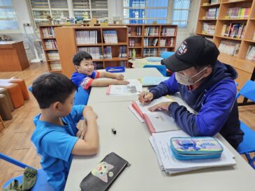 東排灣語上課照片